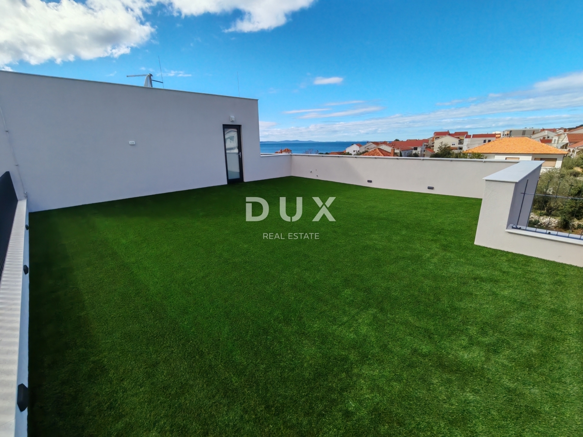ZADAR, DIKLO - Stupendo attico con vista mare a soli 50 metri dalla spiaggia! S7