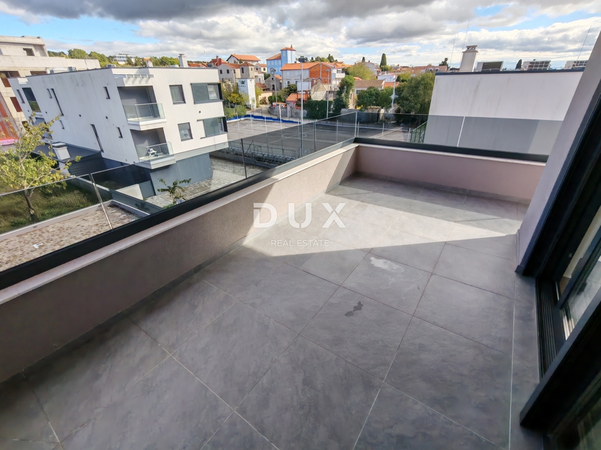 ZADAR, DIKLO - Stupendo attico con vista mare a soli 50 metri dalla spiaggia! S7