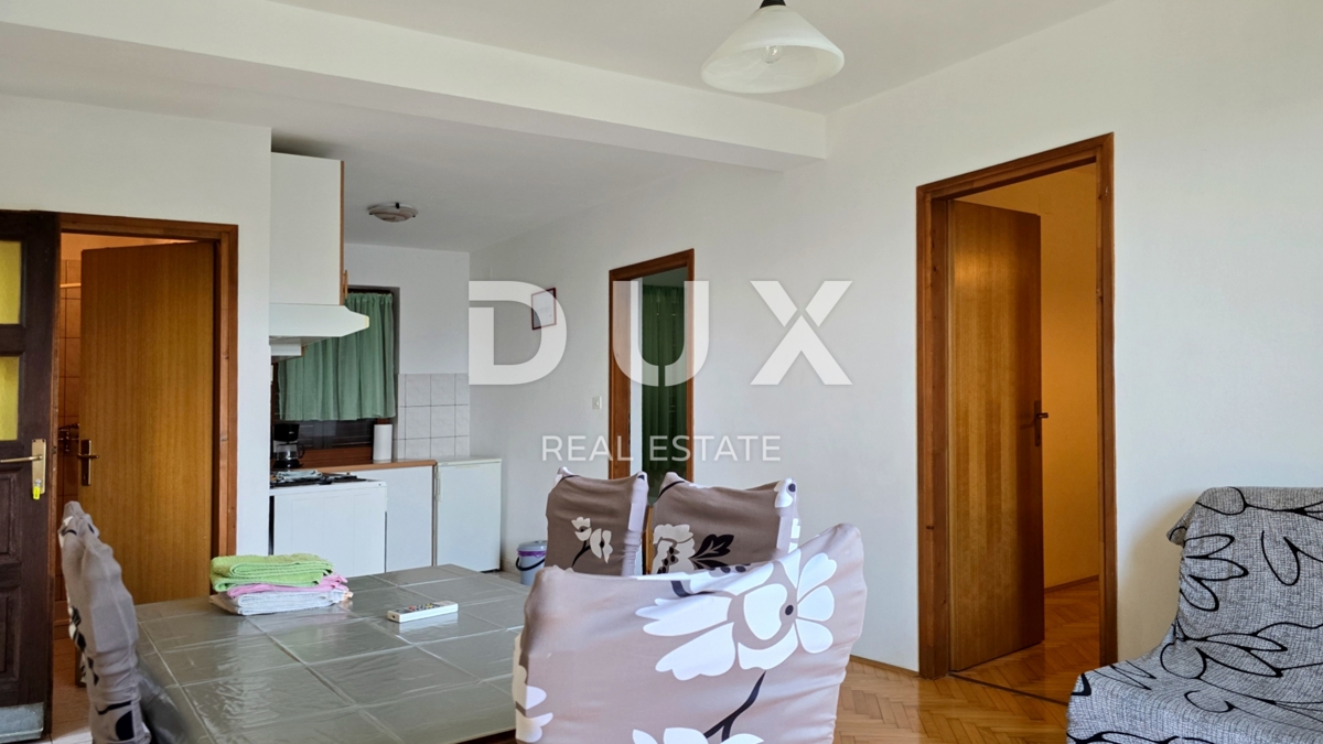 ISTRIA, RABAC - Palazzina a 70 metri dal mare