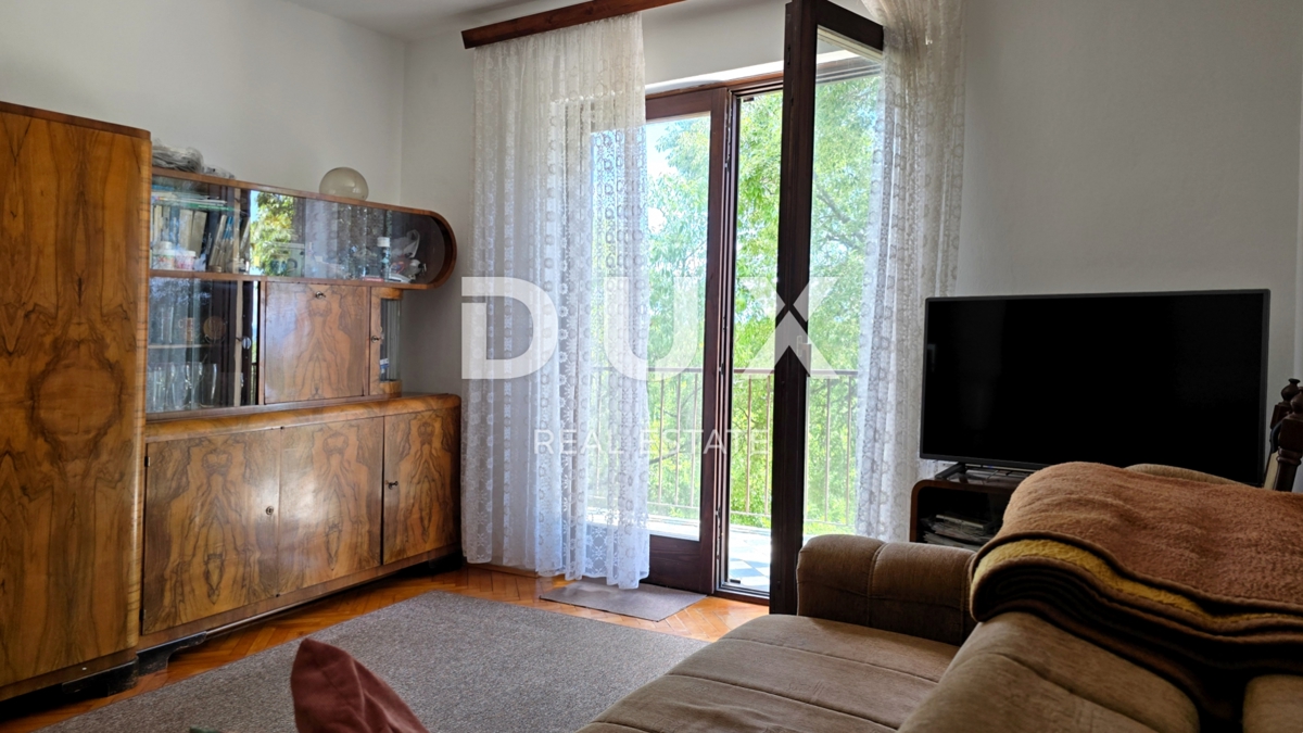 ISTRIA, RABAC - Palazzina a 70 metri dal mare