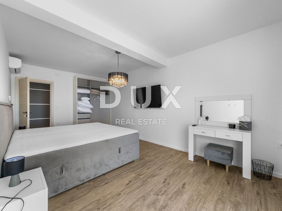 CRIKVENICA RIVIJERA - splendida costruzione di nuova costruzione con vista e piscina