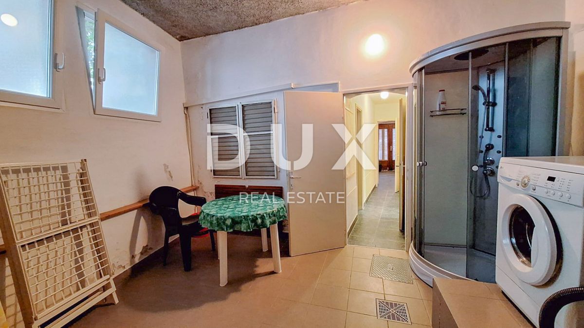ISOLA DI KRK, PUNAT - OCCASIONE 1a fila dal mare! - Casa storica in pietra