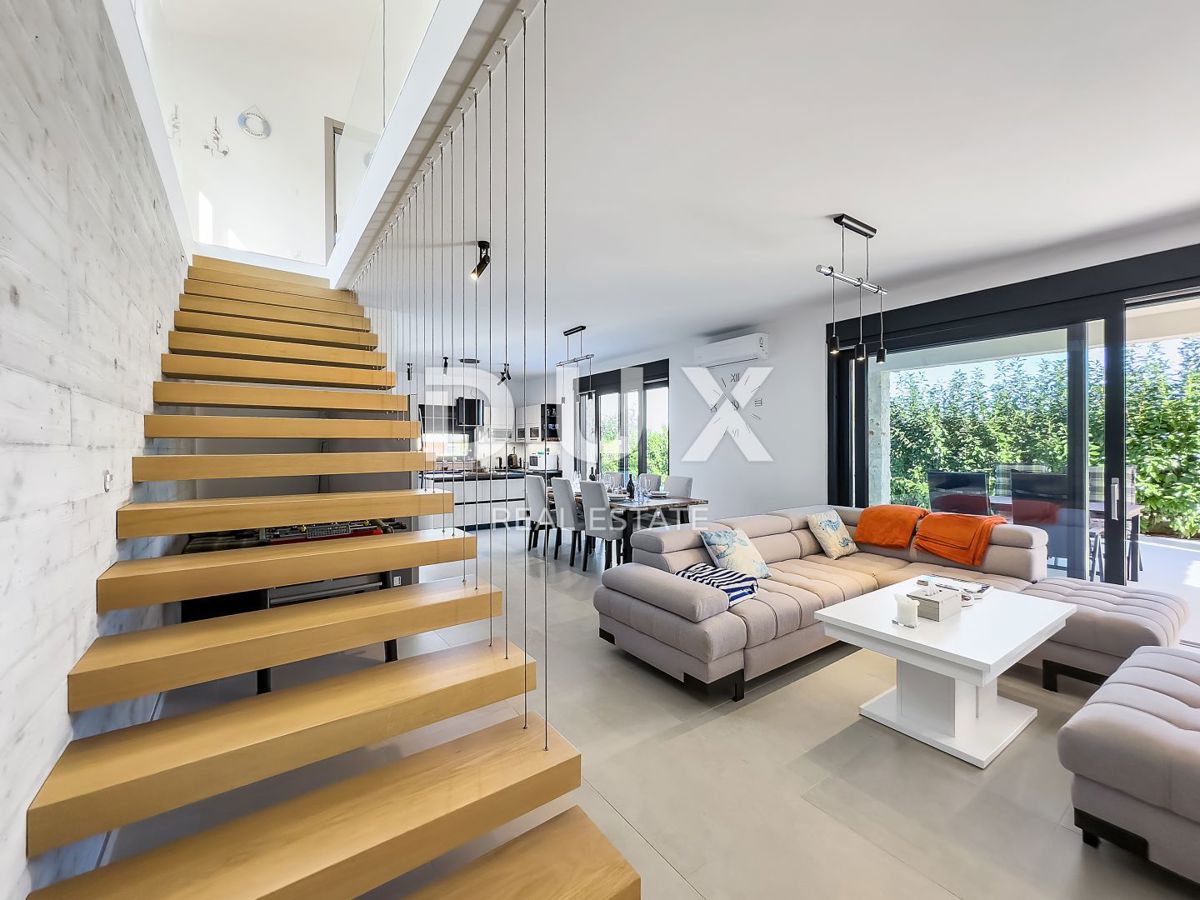 ISTRIA, RABAC - Esclusiva villa di nuova costruzione con spettacolare vista sul mare