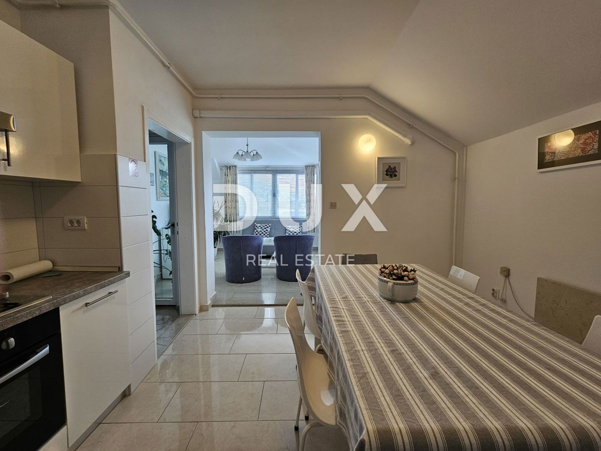 ISTRIA, PJEŠČANA UVALA - Bellissima villa con appartamenti a pochi passi dalla spiaggia!