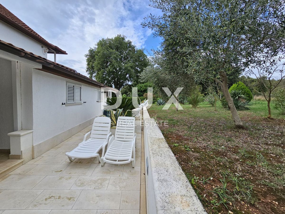 ISTRIA, PJEŠČANA UVALA - Bellissima villa con appartamenti a pochi passi dalla spiaggia!