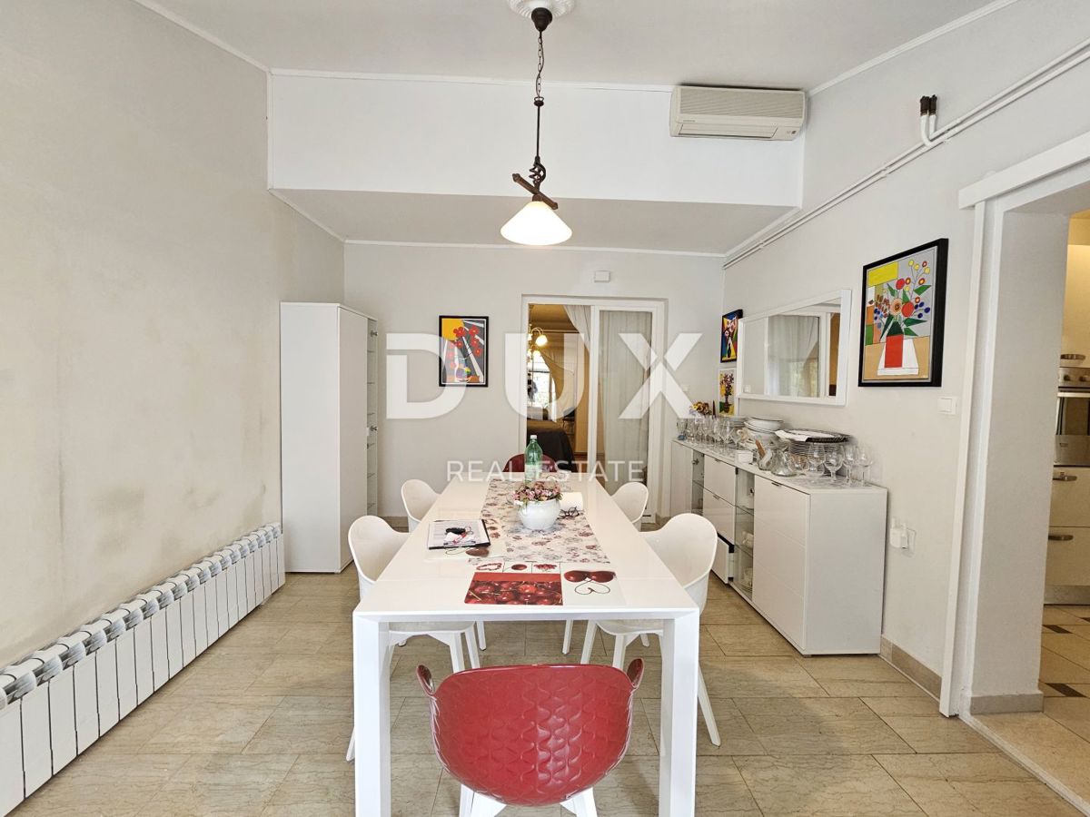 ISTRIA, PJEŠČANA UVALA - Bellissima villa con appartamenti a pochi passi dalla spiaggia!