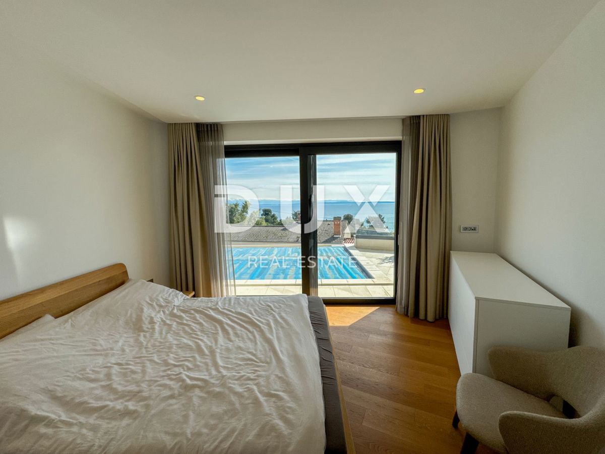 OPATIJA, CENTRO - moderno appartamento con piscina privata, ampia terrazza e vista mare nel centro di Opatija