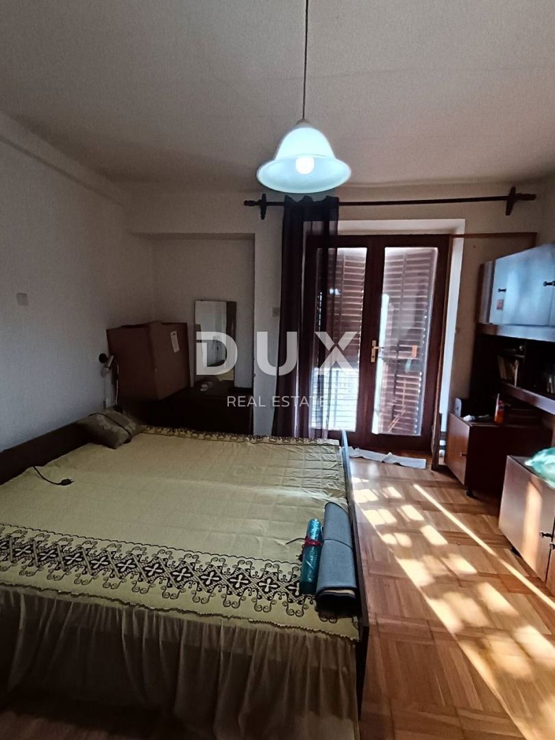 ISTRIA, BRGOD - Casa bifamiliare con vista mare