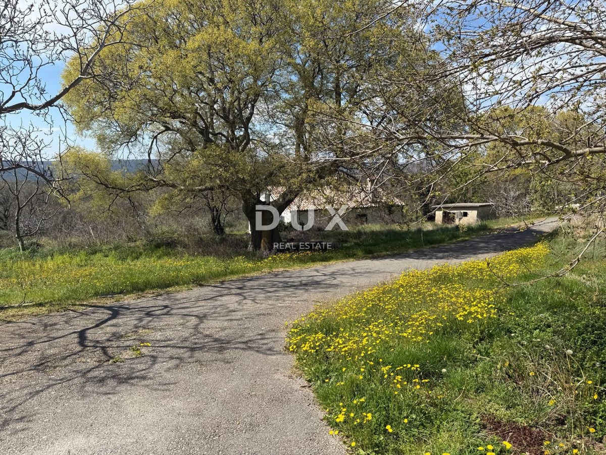 ISTRIA, BRGOD - Casa bifamiliare con vista mare