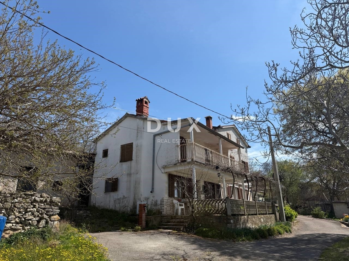 ISTRIA, BRGOD - Casa bifamiliare con vista mare