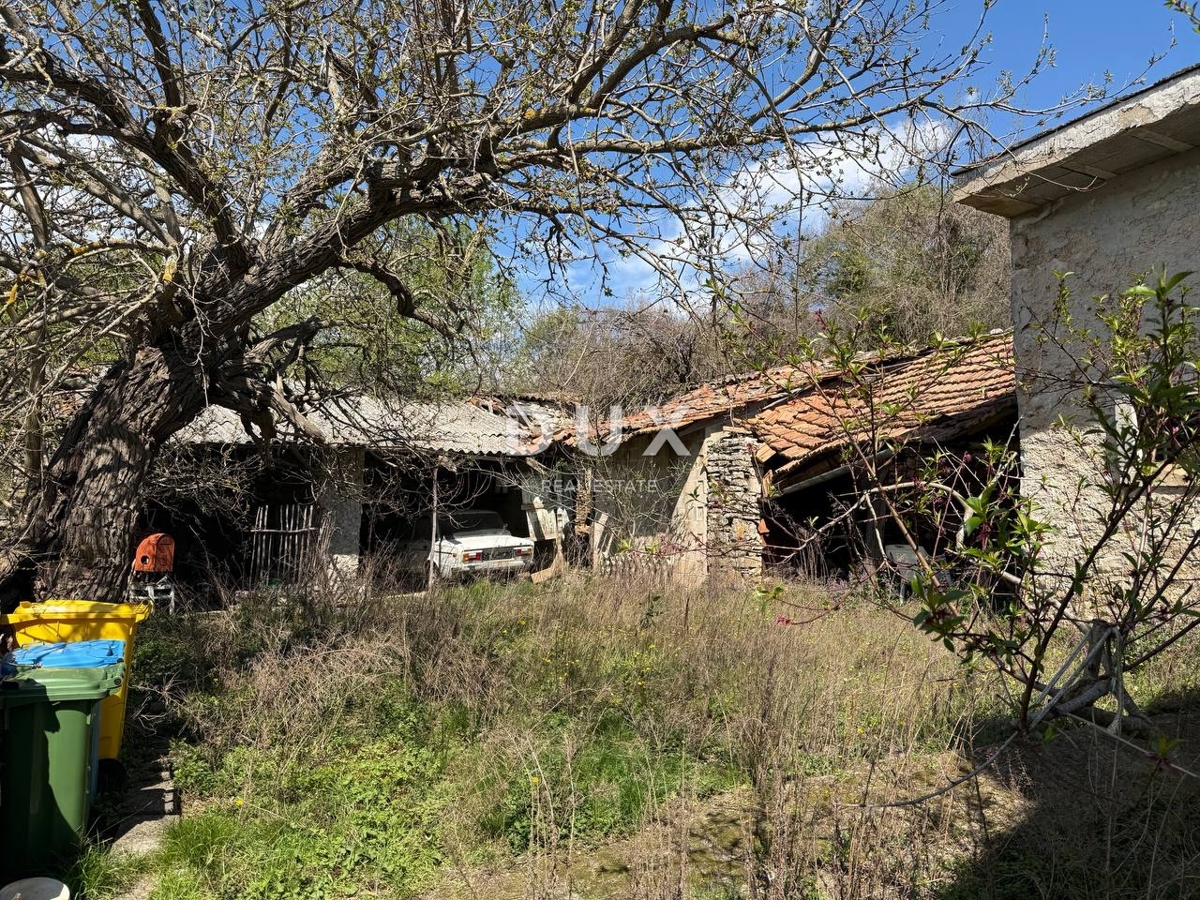 ISTRIA, BRGOD - Casa bifamiliare con vista mare