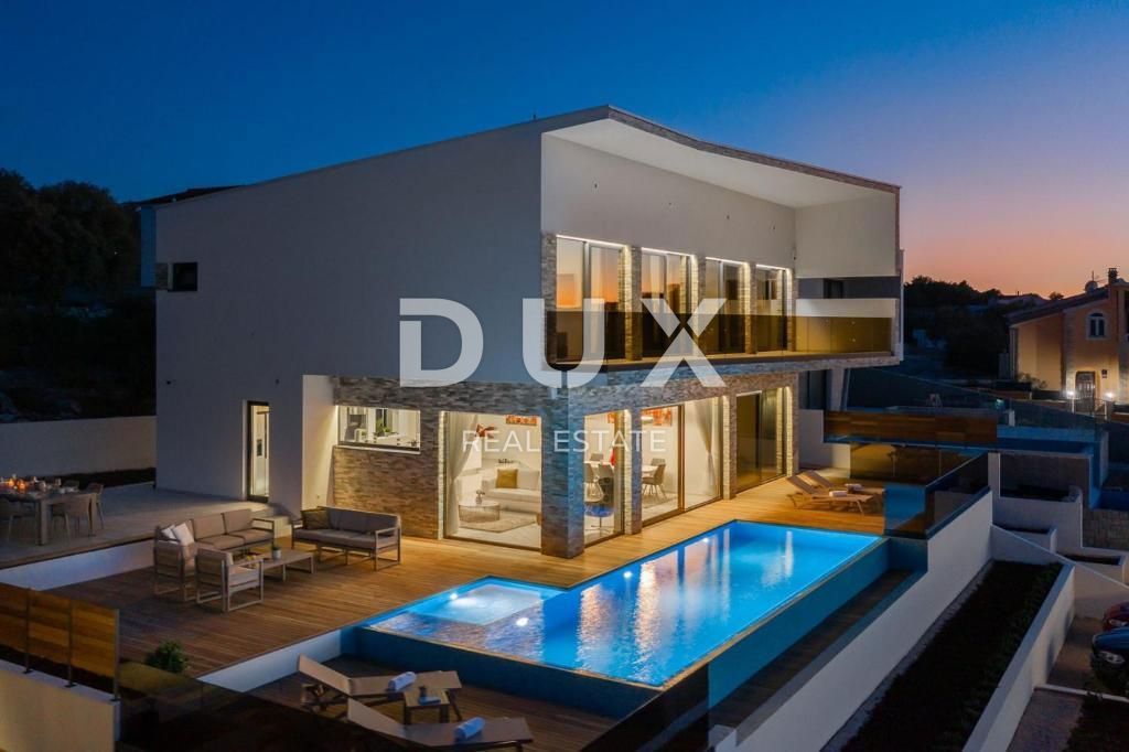 DALAMCIJA ROGOZNICA Villa di lusso con una vista spettacolare sul mare