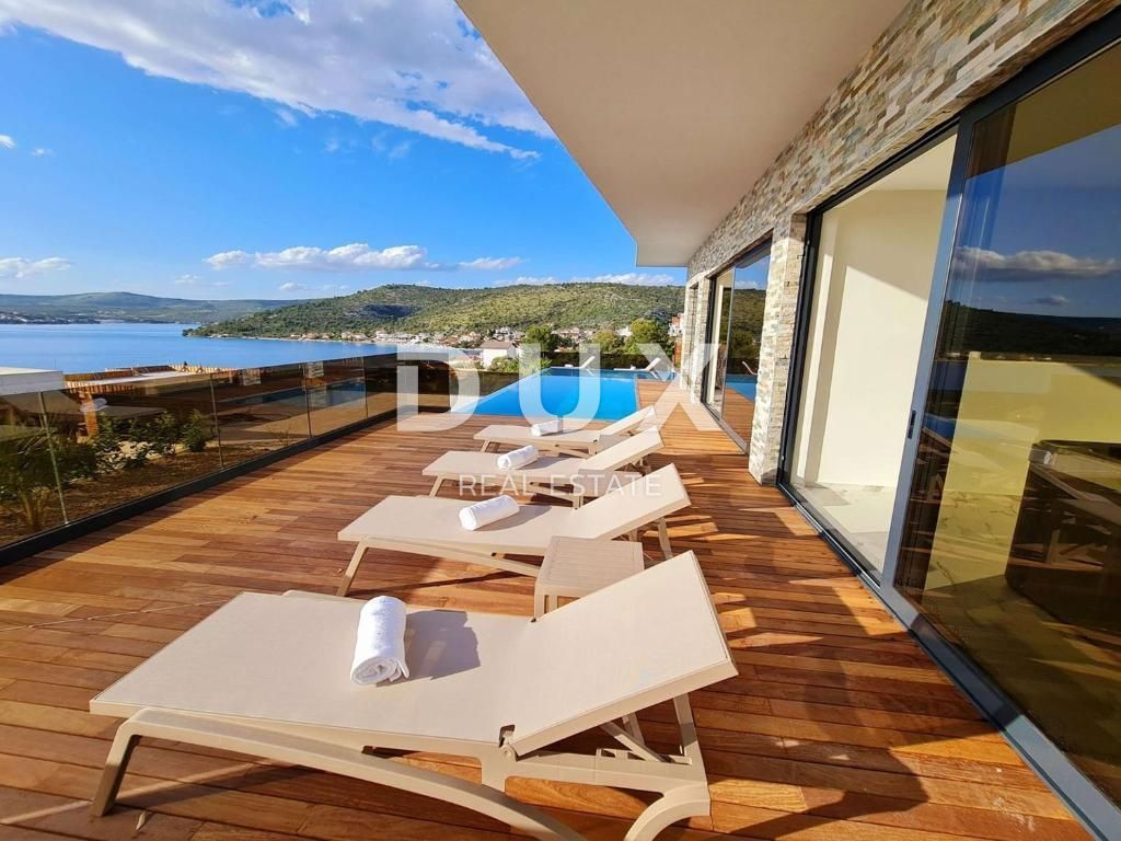 DALAMCIJA ROGOZNICA Villa di lusso con una vista spettacolare sul mare
