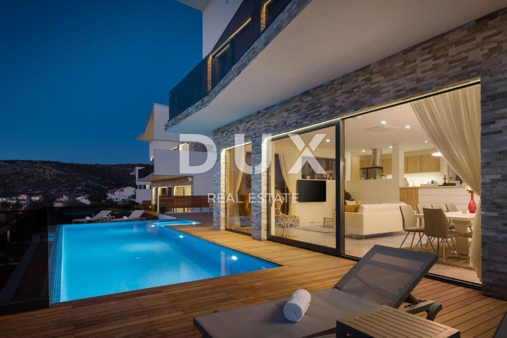 DALAMCIJA ROGOZNICA Villa di lusso con una vista spettacolare sul mare