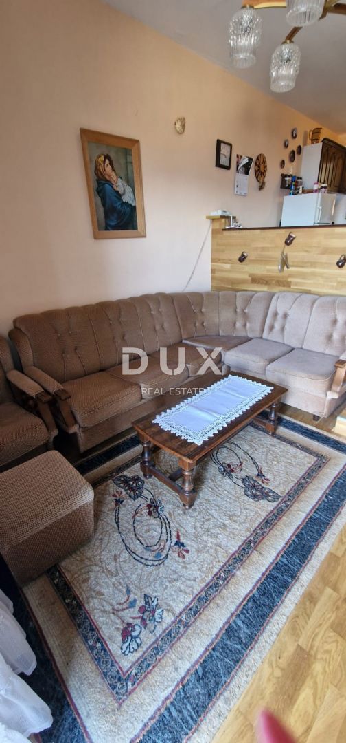 NOVI VINODOLSKI, KLENOVICA - casa di 150m2 con vista mare