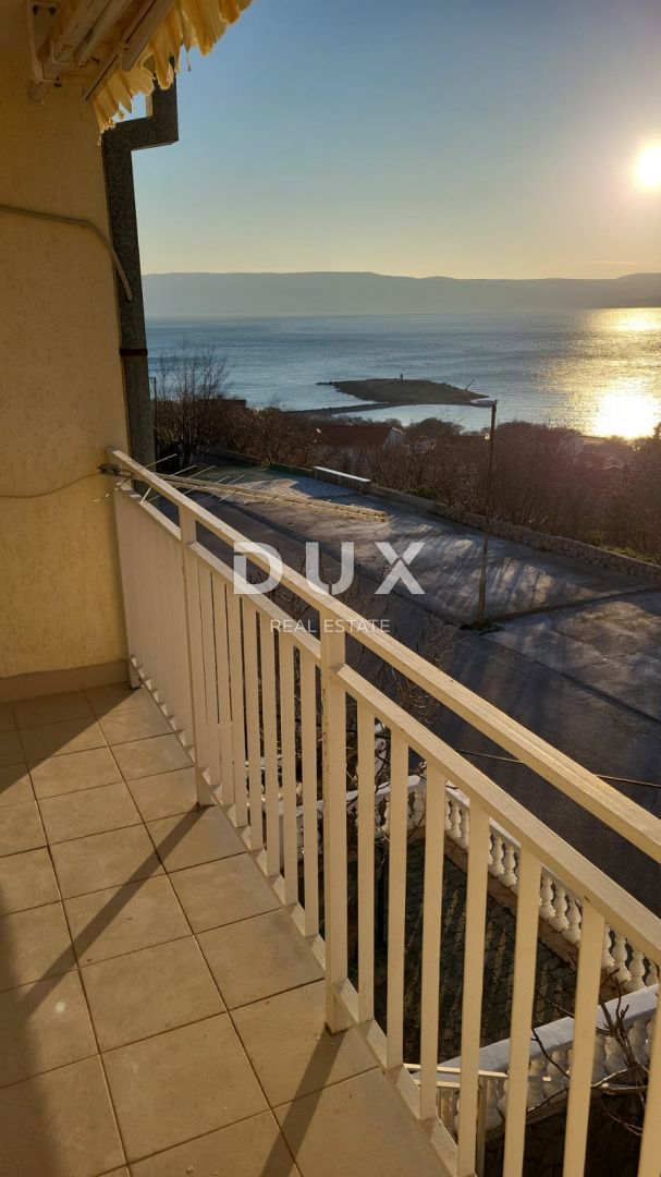 NOVI VINODOLSKI, KLENOVICA - casa di 150m2 con vista mare
