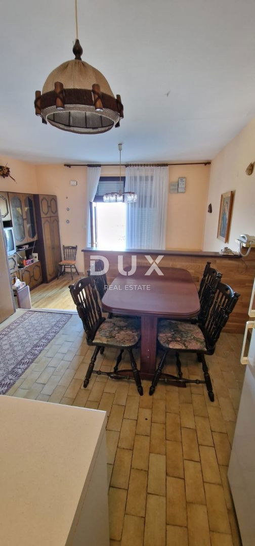 NOVI VINODOLSKI, KLENOVICA - casa di 150m2 con vista mare