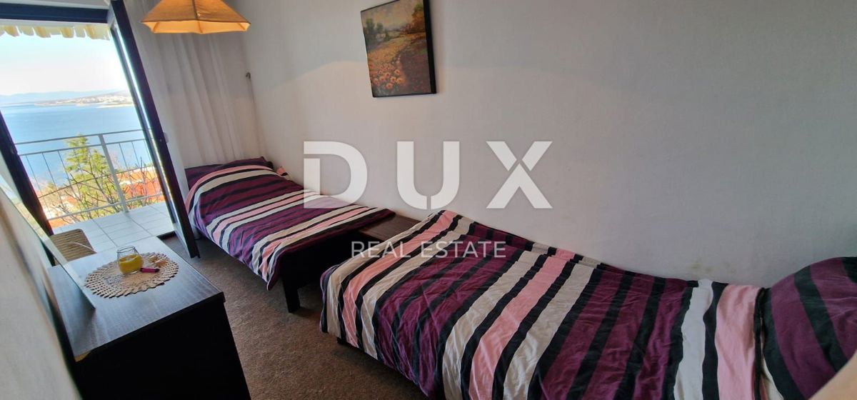 NOVI VINODOLSKI, KLENOVICA - casa di 150m2 con vista mare