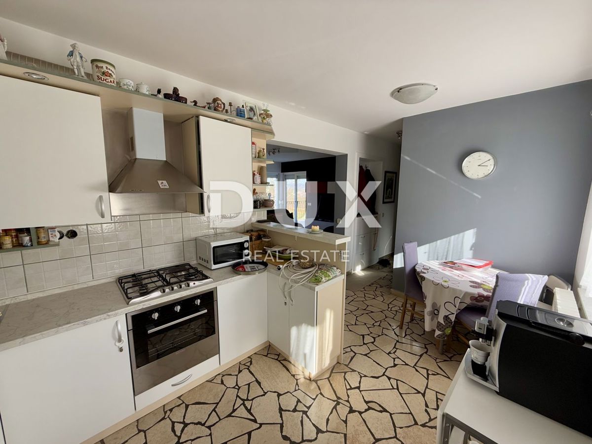 OGULIN, DUJMIĆ SELO - casa con ampio giardino e vista sul lago Sabljaci!