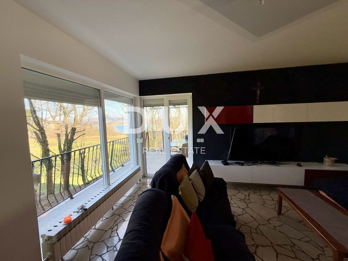 OGULIN, DUJMIĆ SELO - casa con ampio giardino e vista sul lago Sabljaci!