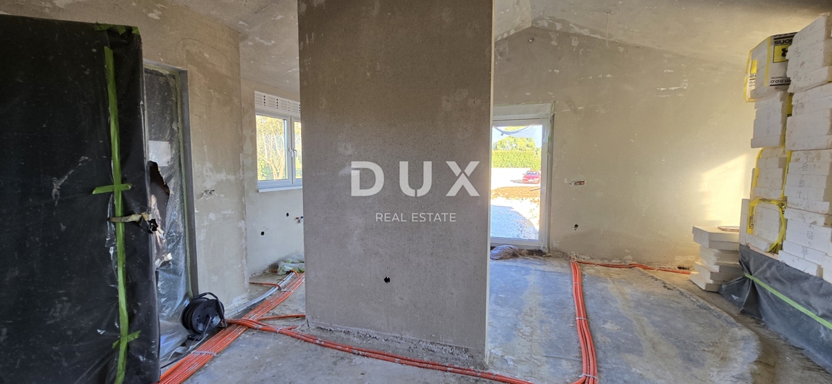 ISTRIA, KAŠTELIR - Tre case a un piano con piscina, nuova costruzione