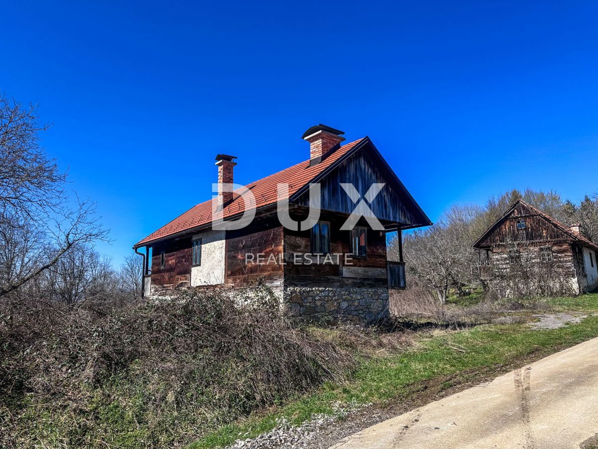 KARLOVAC, MARTINSKI VRH - Casa indigena da ristrutturare in un ambiente idilliaco