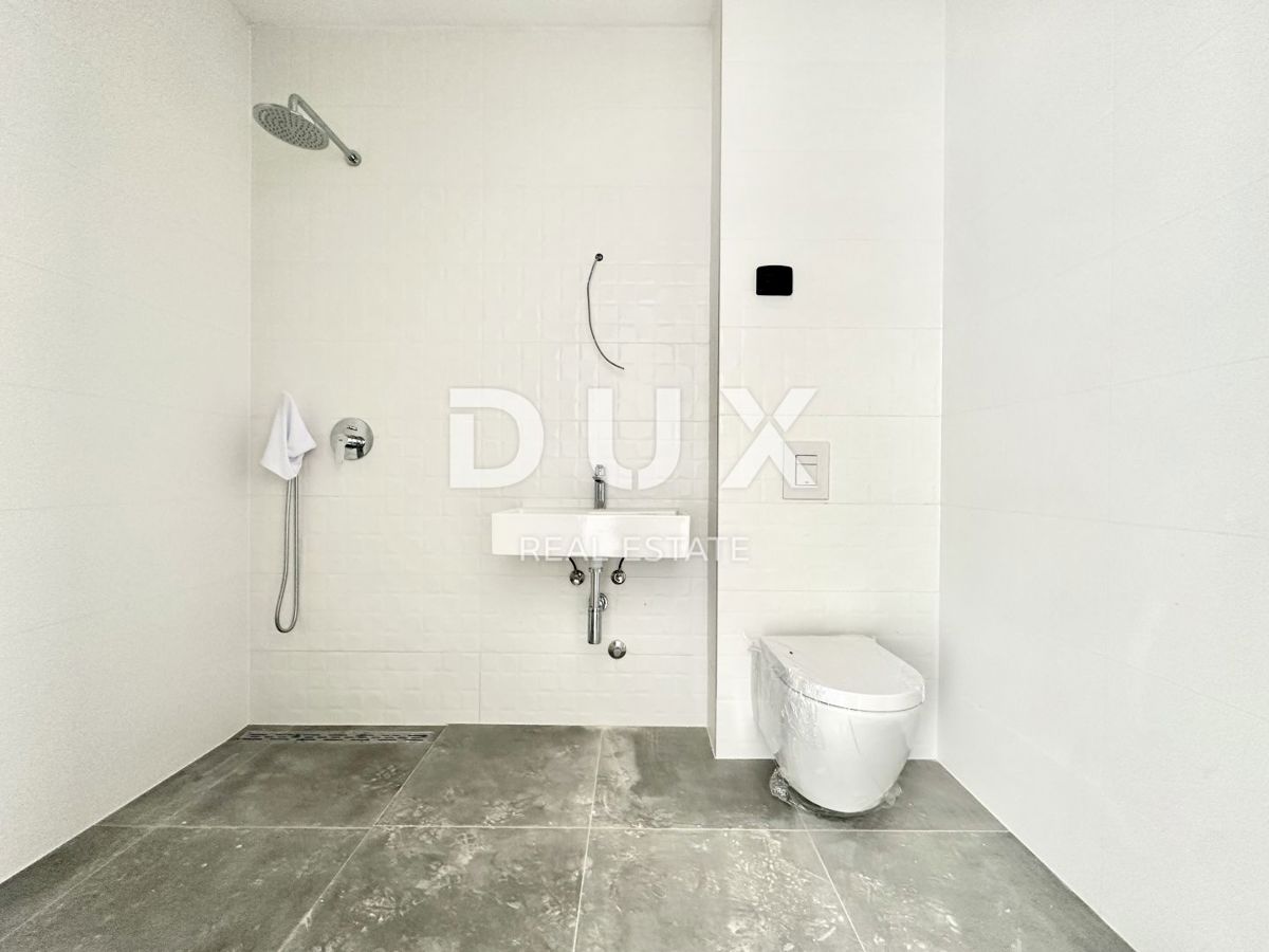 ISTRIA, UMAGO - Stupendo trilocale + bagno con balcone in una nuova costruzione