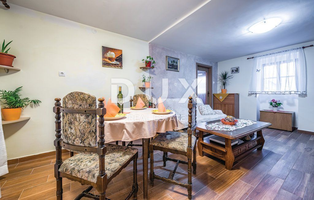 ISTRIA, SVETI LOVREČ - Casa in pietra ristrutturata