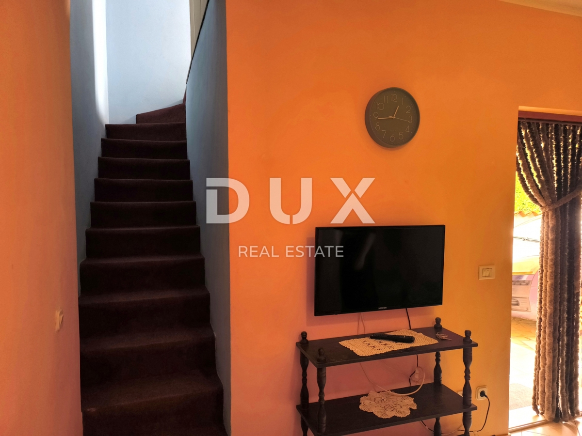 ISTRIA, PREMANTURA - Appartamento duplex 64 m2, 2 camere da letto, 2 bagni, giardino e parcheggio - VICINO ALLA SPIAGGIA!!