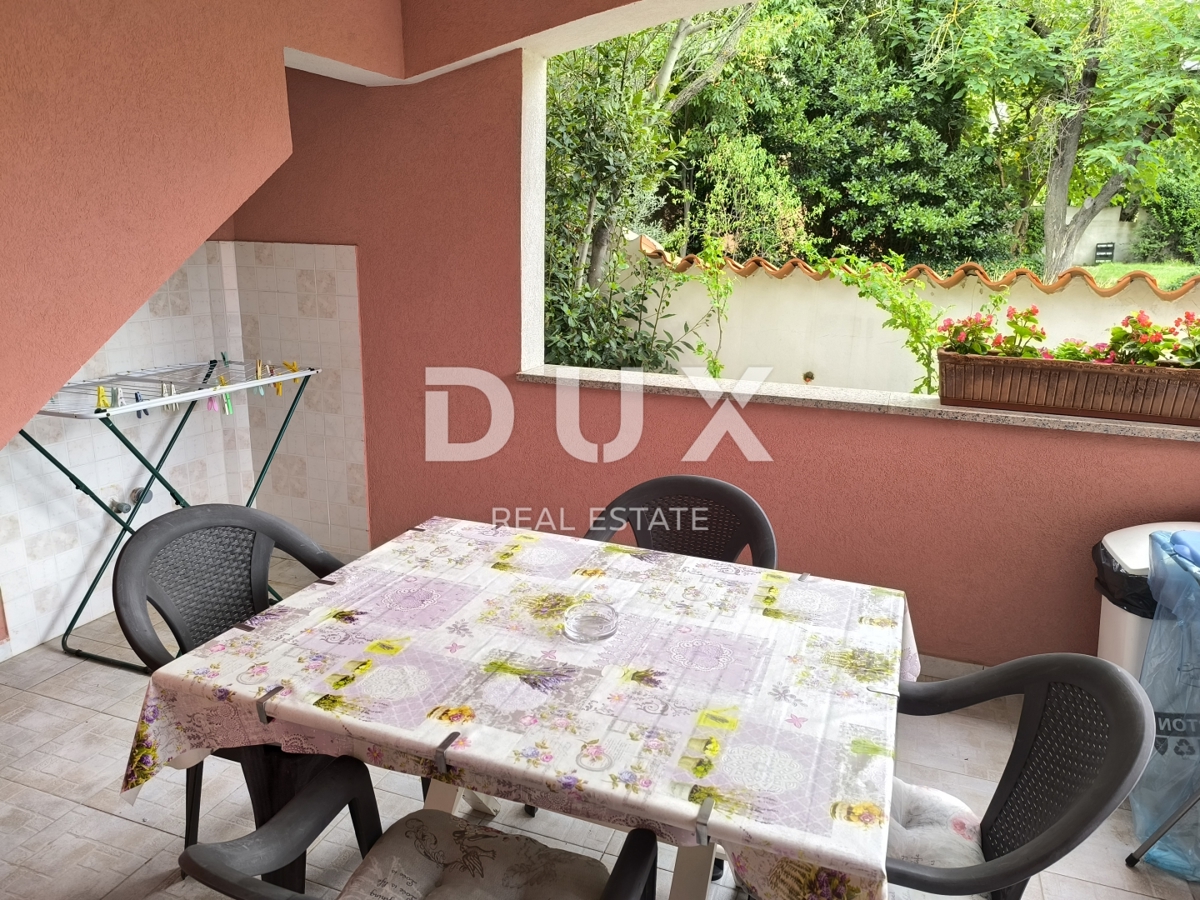 ISTRIA, PREMANTURA - Appartamento duplex 64 m2, 2 camere da letto, 2 bagni, giardino e parcheggio - VICINO ALLA SPIAGGIA!!