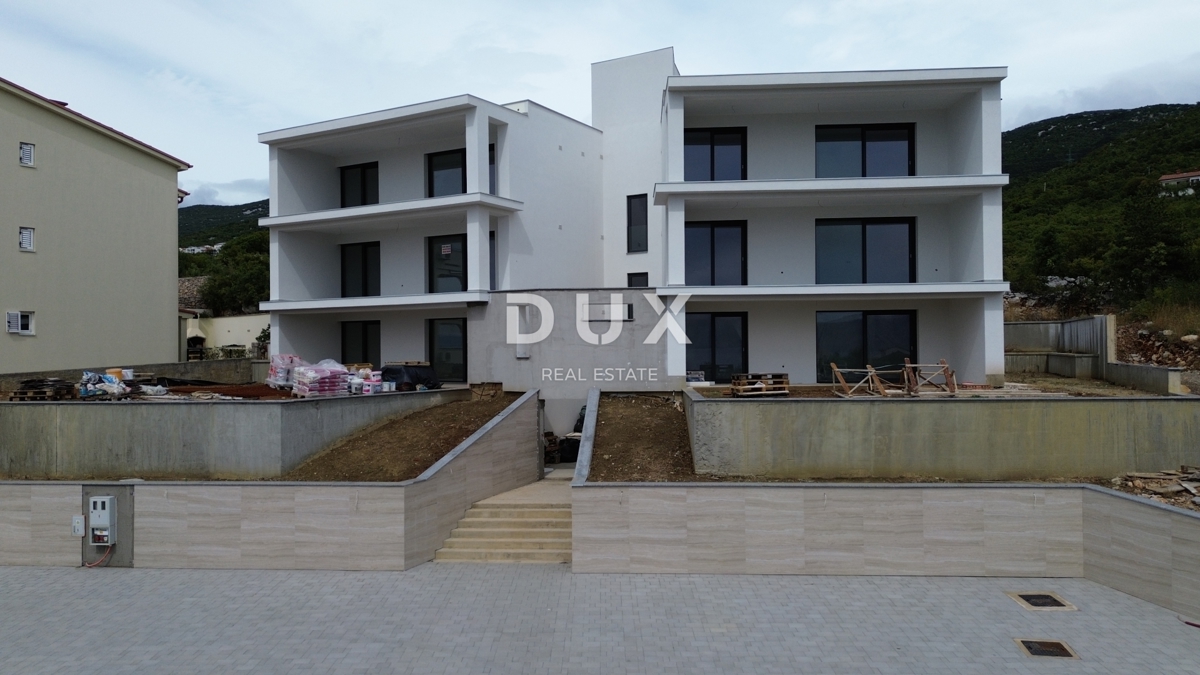 KLENOVICA - Attico con vista panoramica sul mare