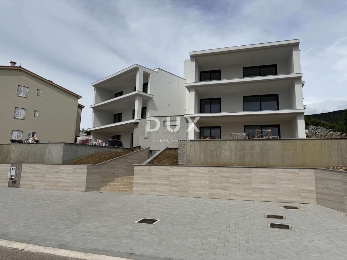 KLENOVICA - Attico con vista panoramica sul mare