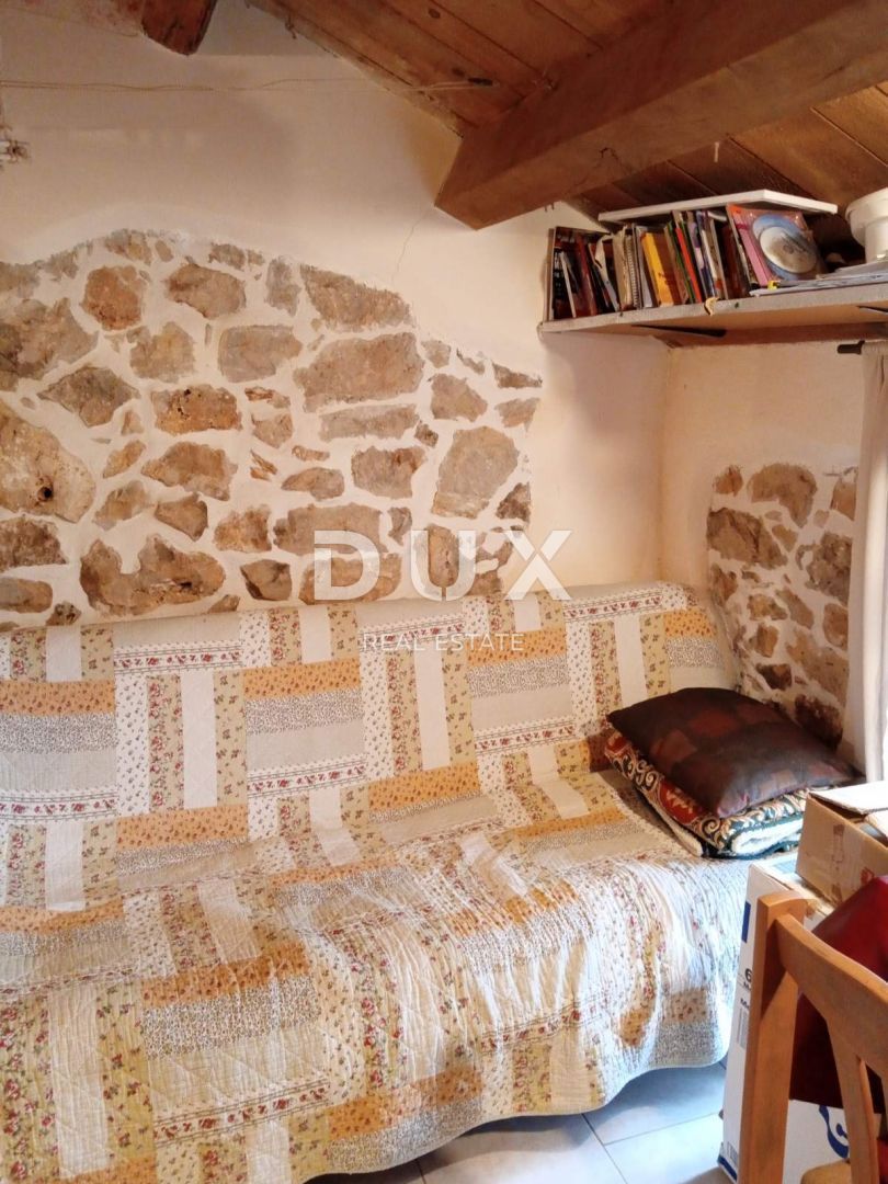 ISTRIA, PARENZO (dintorni) - Casa in pietra ristrutturata