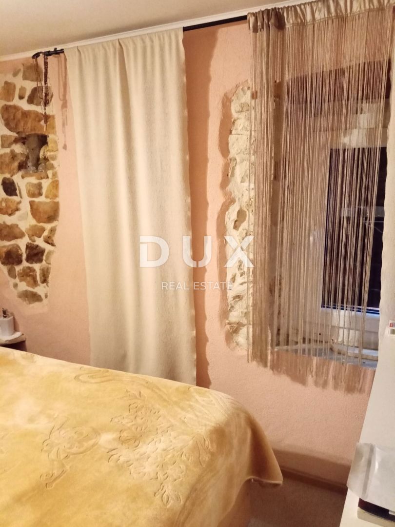 ISTRIA, PARENZO (dintorni) - Casa in pietra ristrutturata