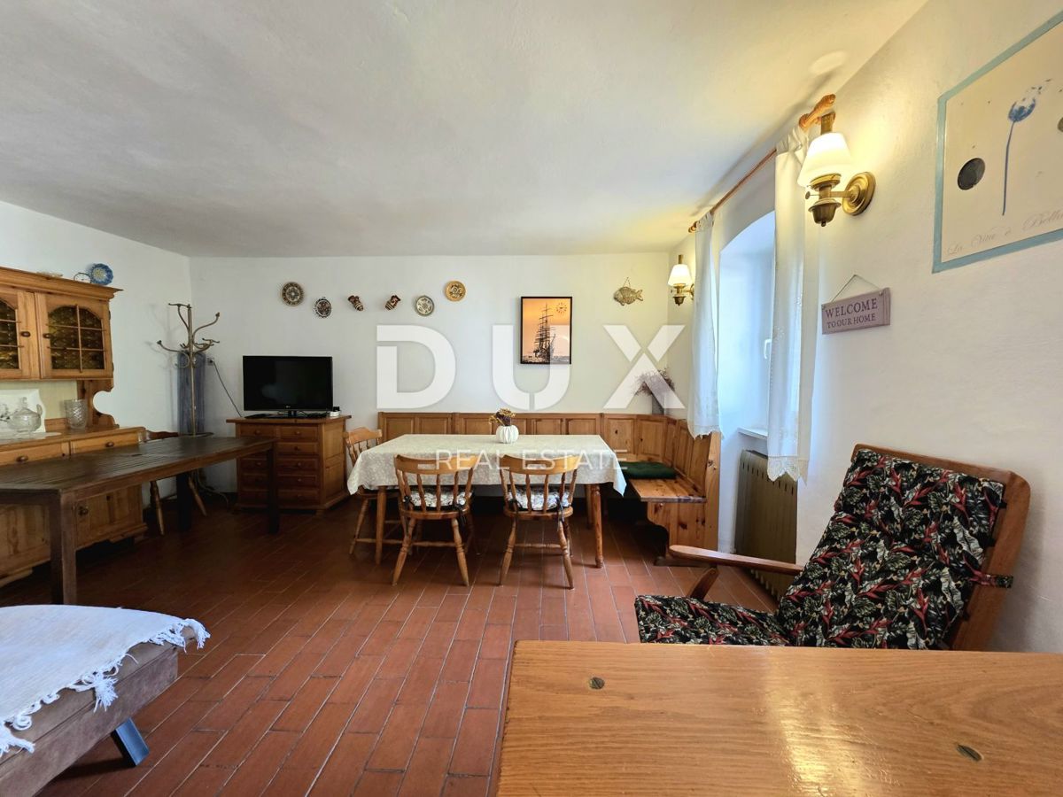 ISTRIA, MEDOLINO - Casa in pietra ristrutturata in una posizione popolare e bella