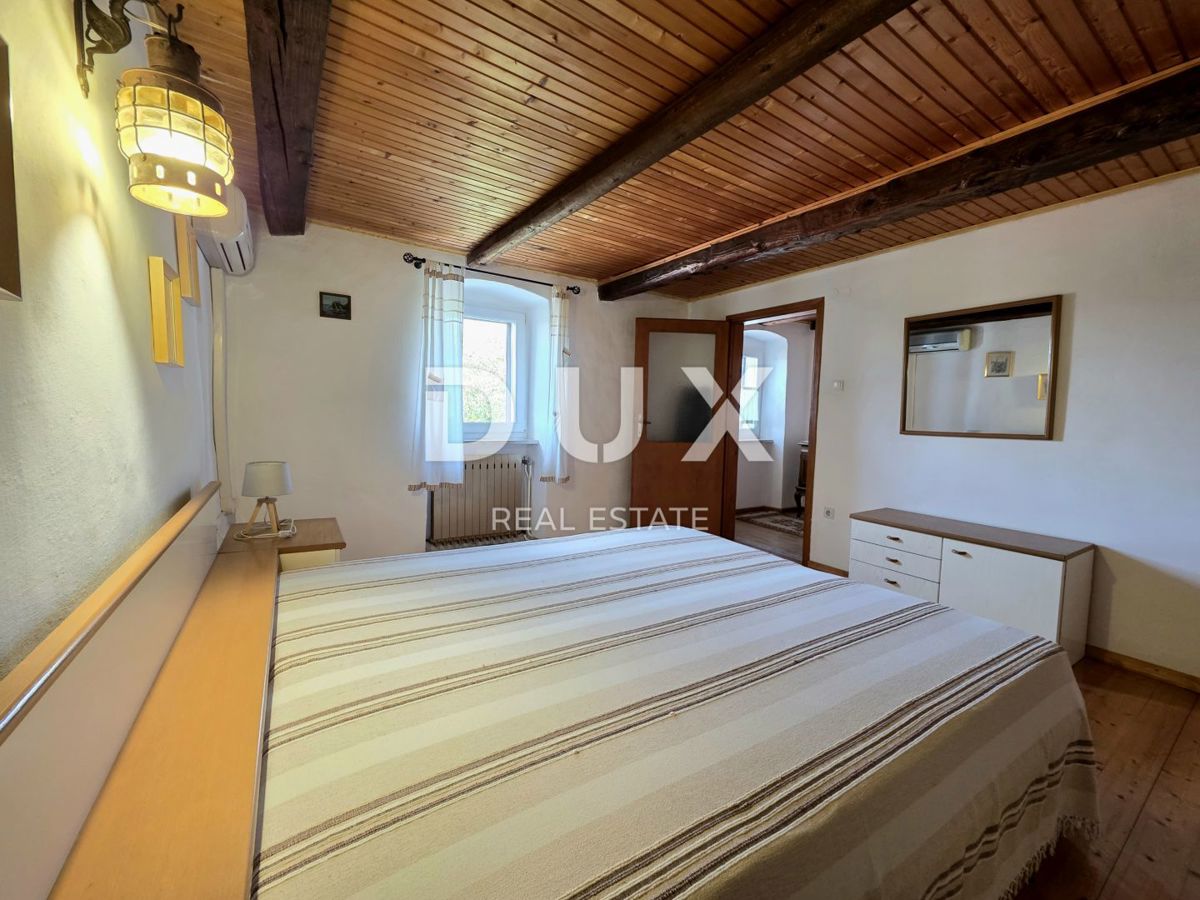 ISTRIA, MEDOLINO - Casa in pietra ristrutturata in una posizione popolare e bella