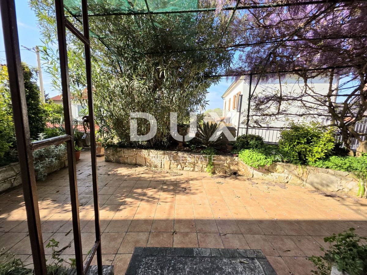 ISTRIA, MEDOLINO - Casa in pietra ristrutturata in una posizione popolare e bella