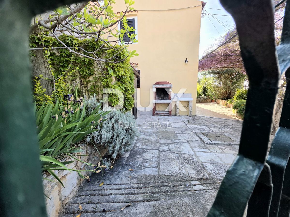 ISTRIA, MEDOLINO - Casa in pietra ristrutturata in una posizione popolare e bella