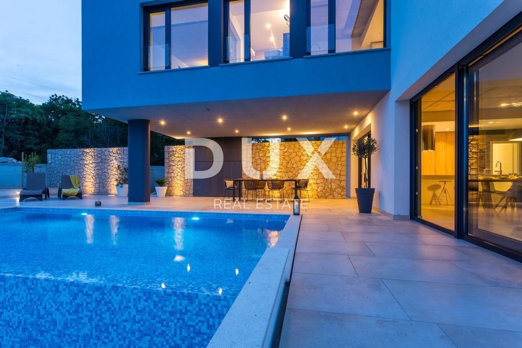 ISOLA DI KRK, CITTA 'DI KRK (DINTORNI) - Villa di lusso con piscina a sfioro e vista mare