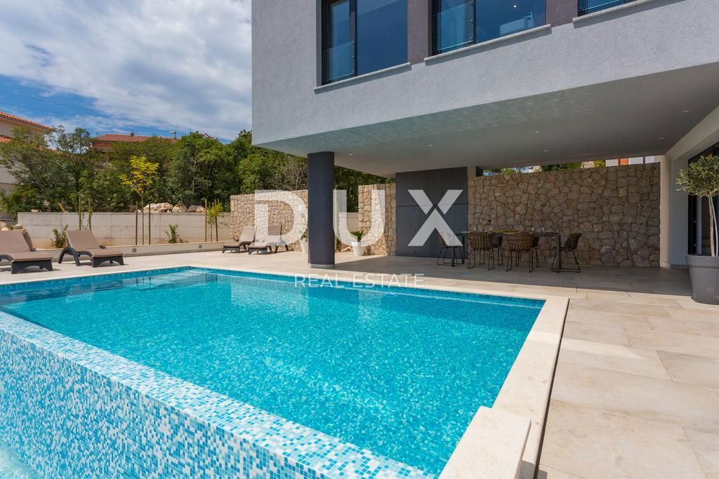 ISOLA DI KRK, CITTA 'DI KRK (DINTORNI) - Villa di lusso con piscina a sfioro e vista mare