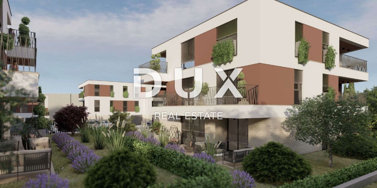 ISTRIA, MEDULIN - Nuovo edificio con ampio giardino