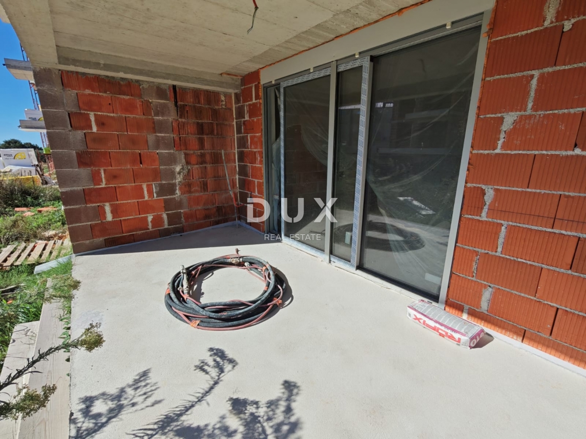 ISTRIA, MEDULIN - Nuovo edificio con ampio giardino