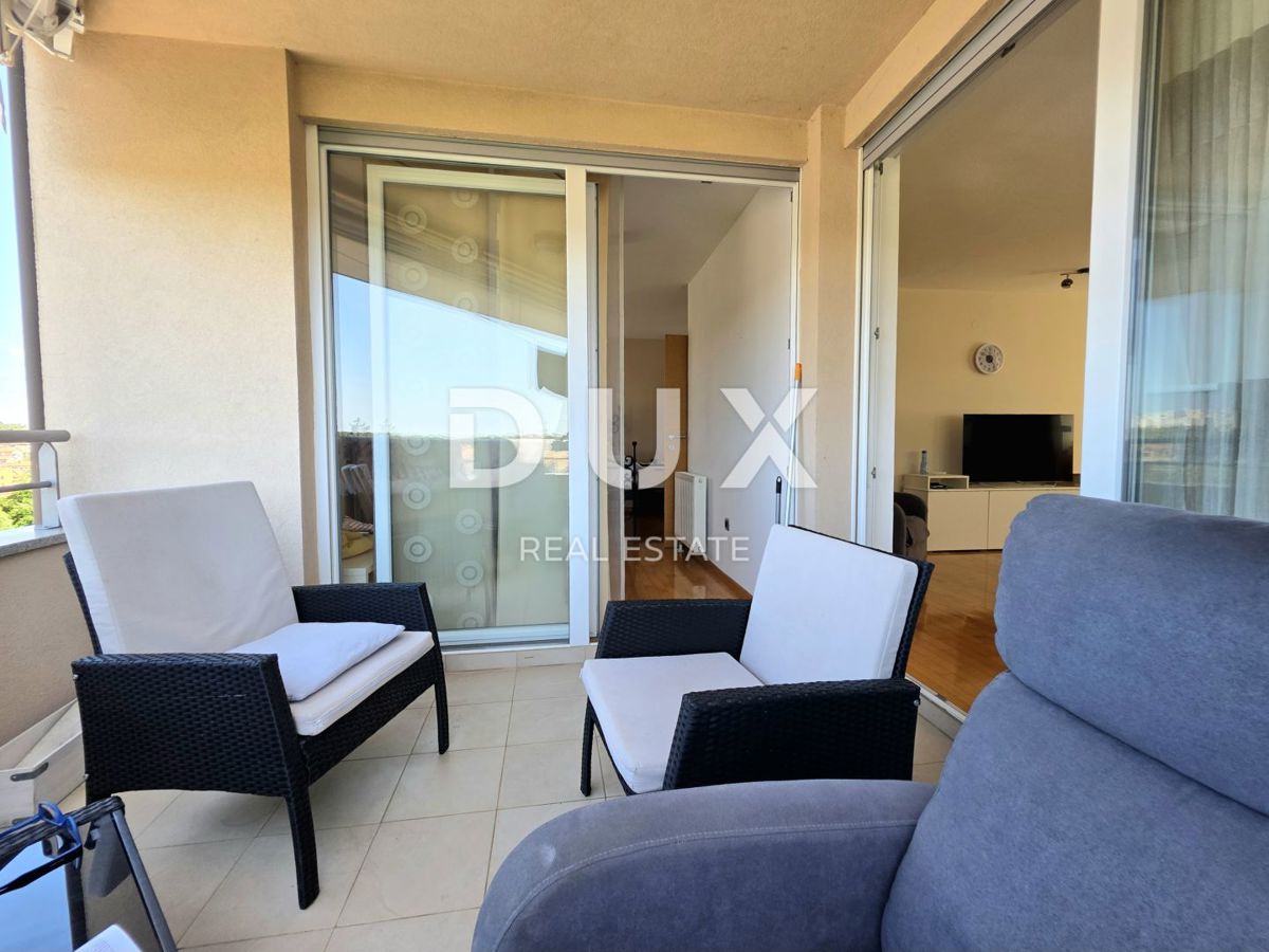 ISTRIA, POLA - Appartamento familiare arredato con 1 camera da letto e soggiorno, situato vicino alle spiagge e alla città con piscina privata