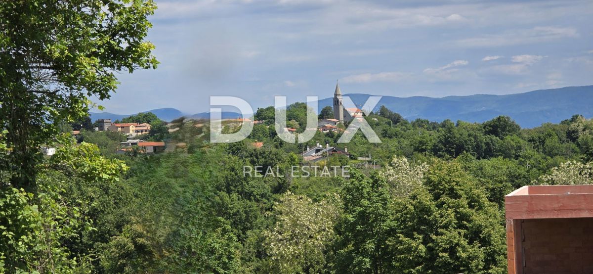 ISTRIA, PAZIN, DINTORNI - Complesso di terreni ad uso turistico, sportivo e ricreativo con splendida vista