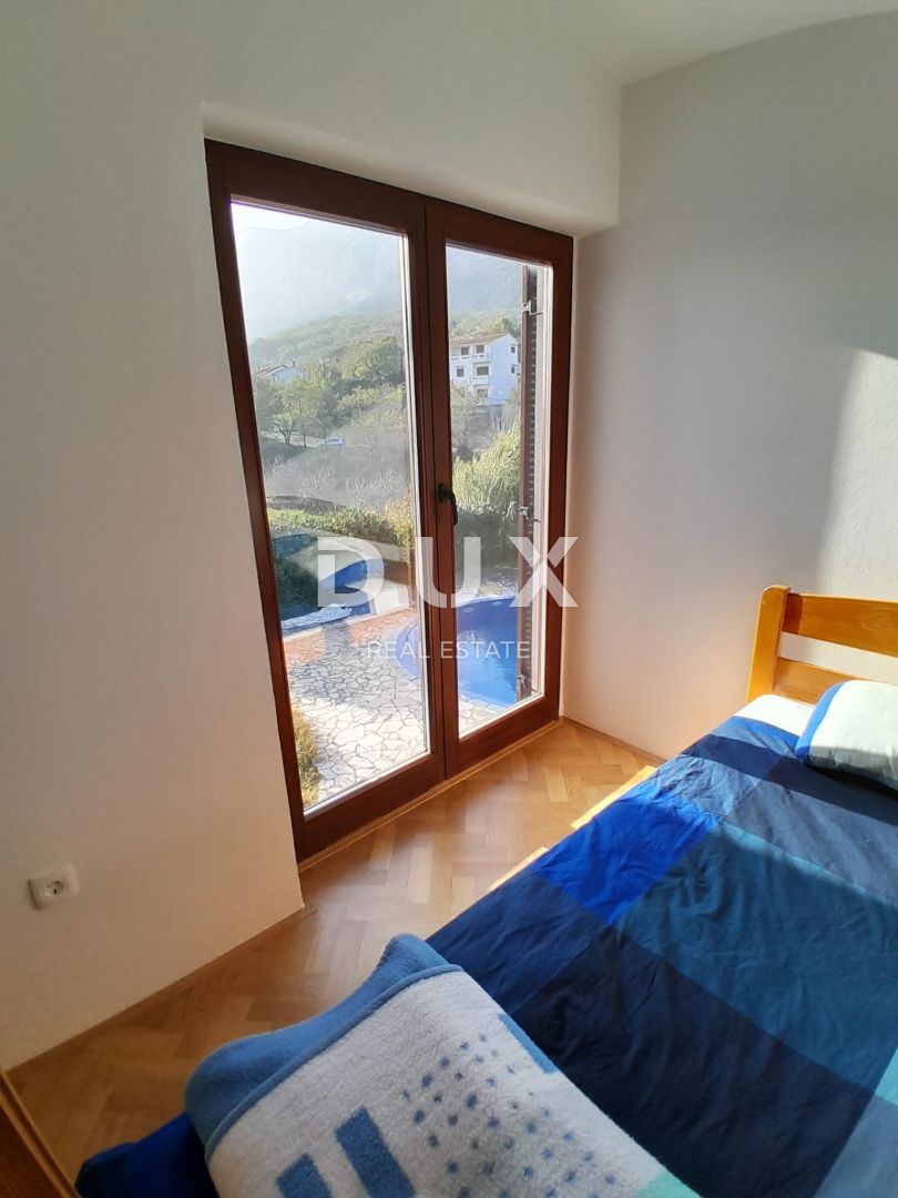 ISOLA DI KRK, BAŠKA - Appartamento con due camere da letto con vista mare e piscina