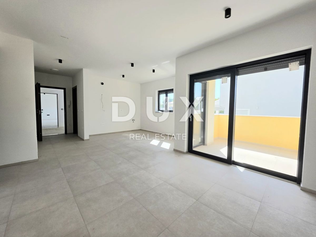 ISTRIA, ŠTINJAN - Una combinazione perfetta di lusso e comfort, appartamento 2SS+DB con garage privato a soli 500 metri da spiagge ben curate e lunghe passeggiate in riva al mare