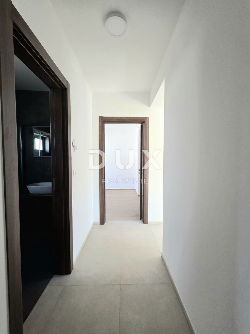 ISTRIA, ŠTINJAN - Una combinazione perfetta di lusso e comfort, appartamento 2SS+DB con garage privato a soli 500 metri da spiagge ben curate e lunghe passeggiate in riva al mare
