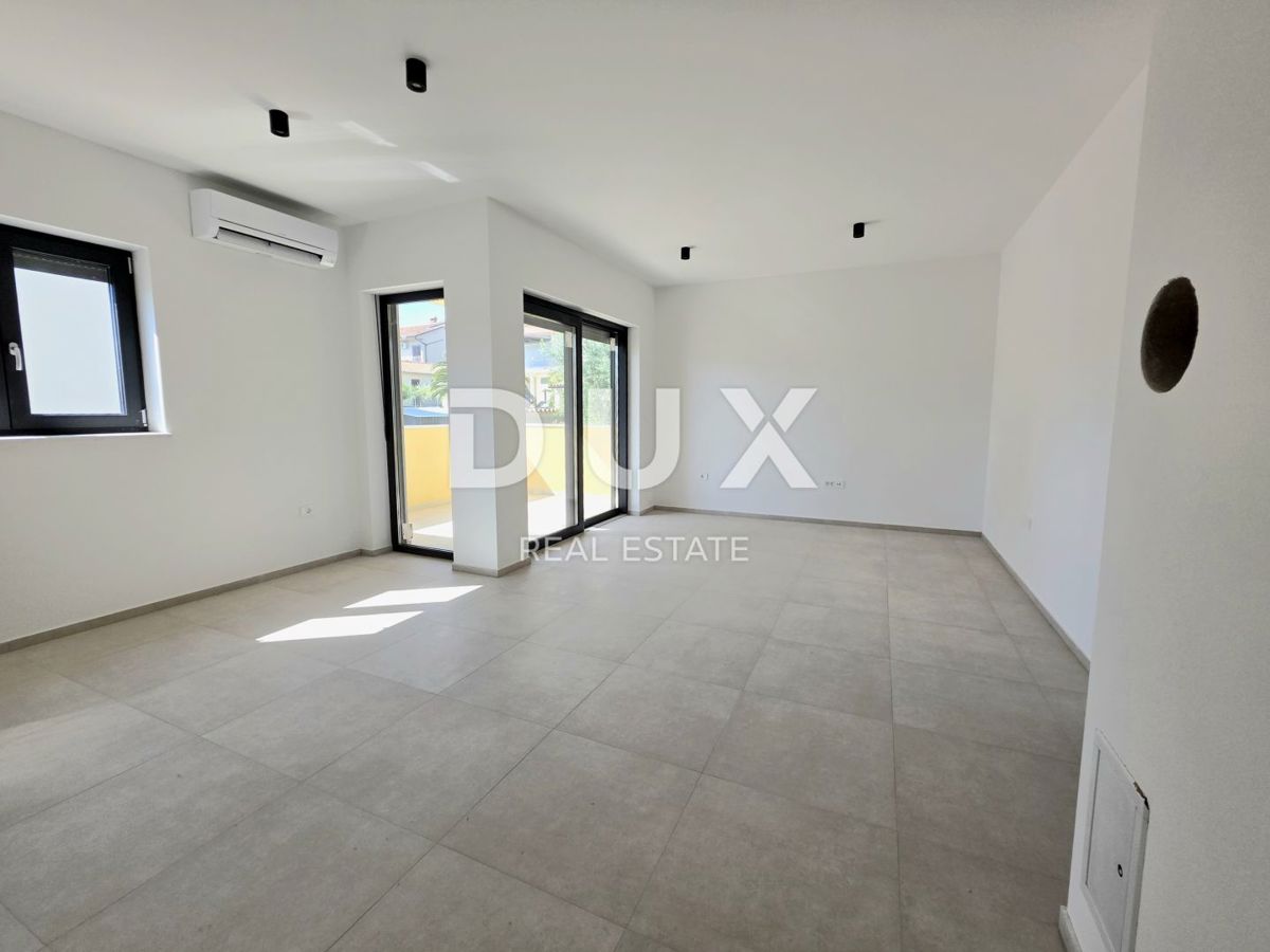 ISTRIA, ŠTINJAN - Una combinazione perfetta di lusso e comfort, appartamento 2SS+DB con garage privato a soli 500 metri da spiagge ben curate e lunghe passeggiate in riva al mare