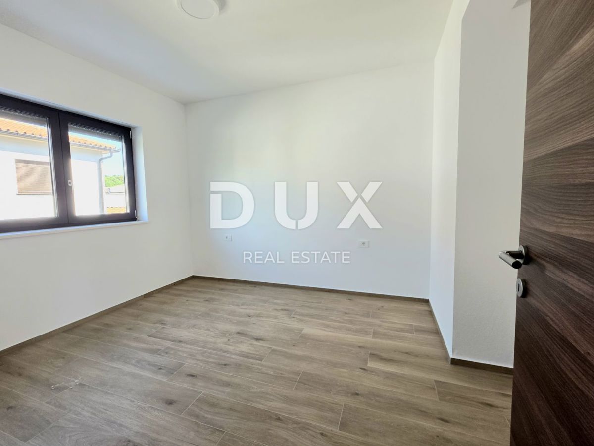 ISTRIA, ŠTINJAN - Una combinazione perfetta di lusso e comfort, appartamento 2SS+DB con garage privato a soli 500 metri da spiagge ben curate e lunghe passeggiate in riva al mare