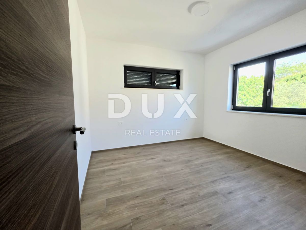 ISTRIA, ŠTINJAN - Una combinazione perfetta di lusso e comfort, appartamento 2SS+DB con garage privato a soli 500 metri da spiagge ben curate e lunghe passeggiate in riva al mare